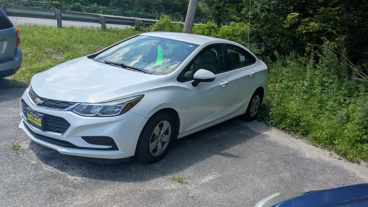 2018 Chevrolet Cruze LS